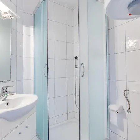 1 Bedroom In Marsici Apartamento *